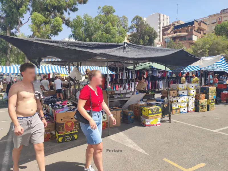 Mercadillo de los Miércoles de Guardamar del Segura — Foto 24