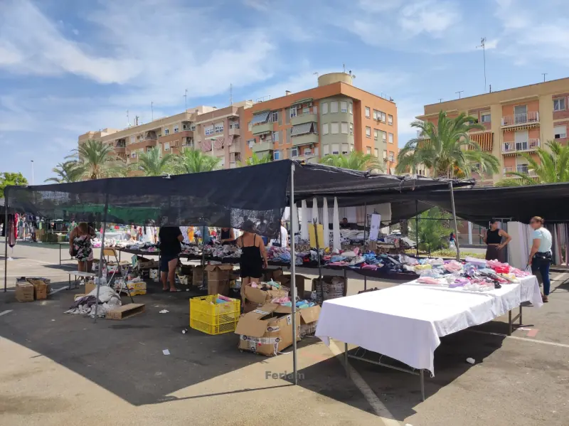 Mercadillo Ausiàs March — Foto 6