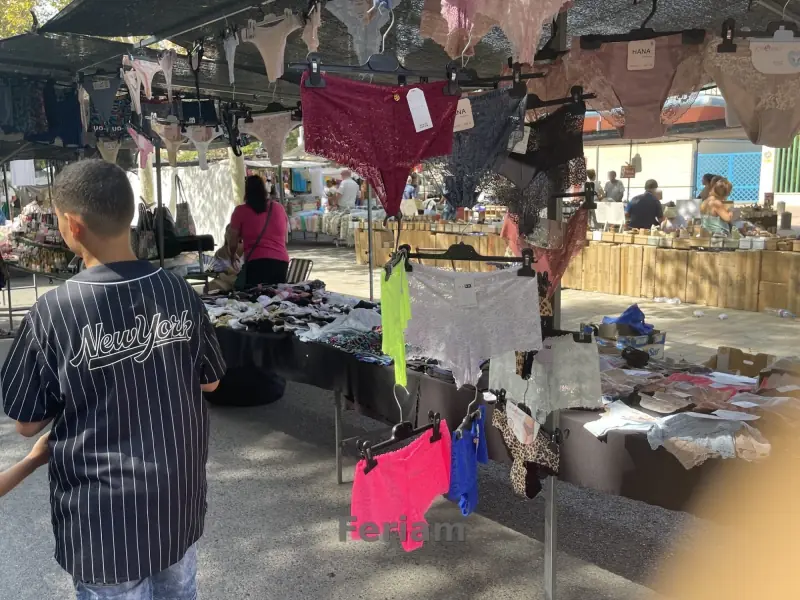 Mercadillo de La Fama — Foto 38