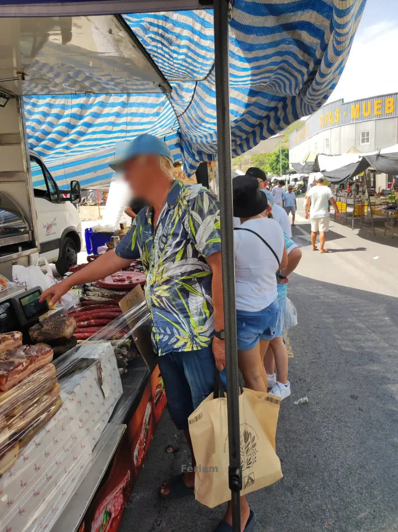 Mercadillo de los Miércoles de Guardamar del Segura — Foto 14