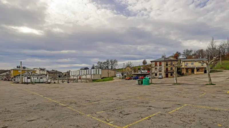 Hovallef (Wikimedia Commons)