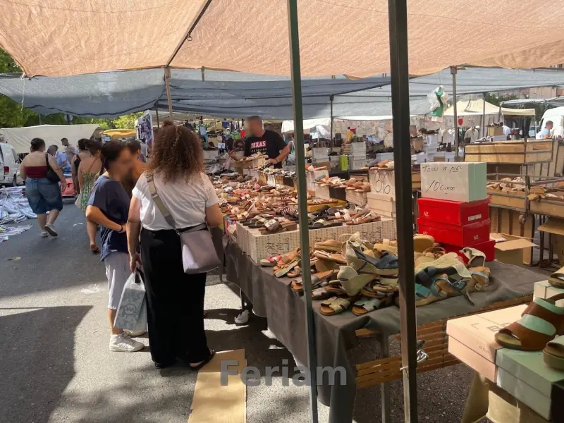 Mercadillo de La Fama — Foto 46