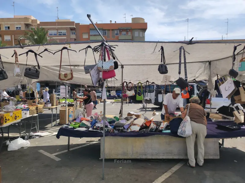 Mercadillo Ausiàs March — Foto 8