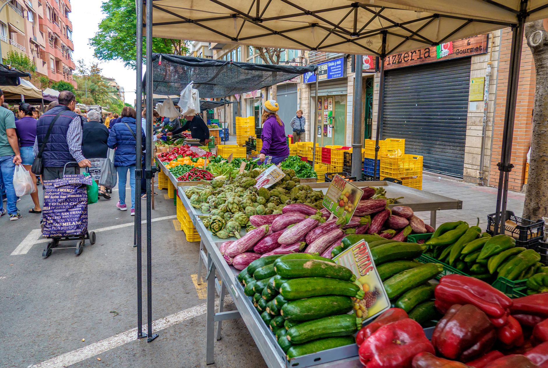 Comerciantes en el mercado